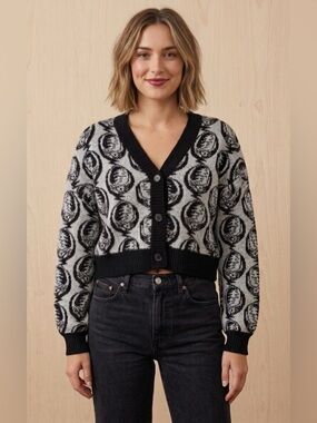 Chaser x Grateful Dead "Stealie" Cropped Boxy Cardigan